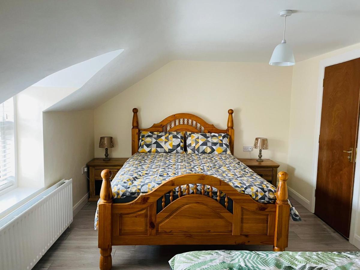 Haven House Apartment Лъндъндери Екстериор снимка